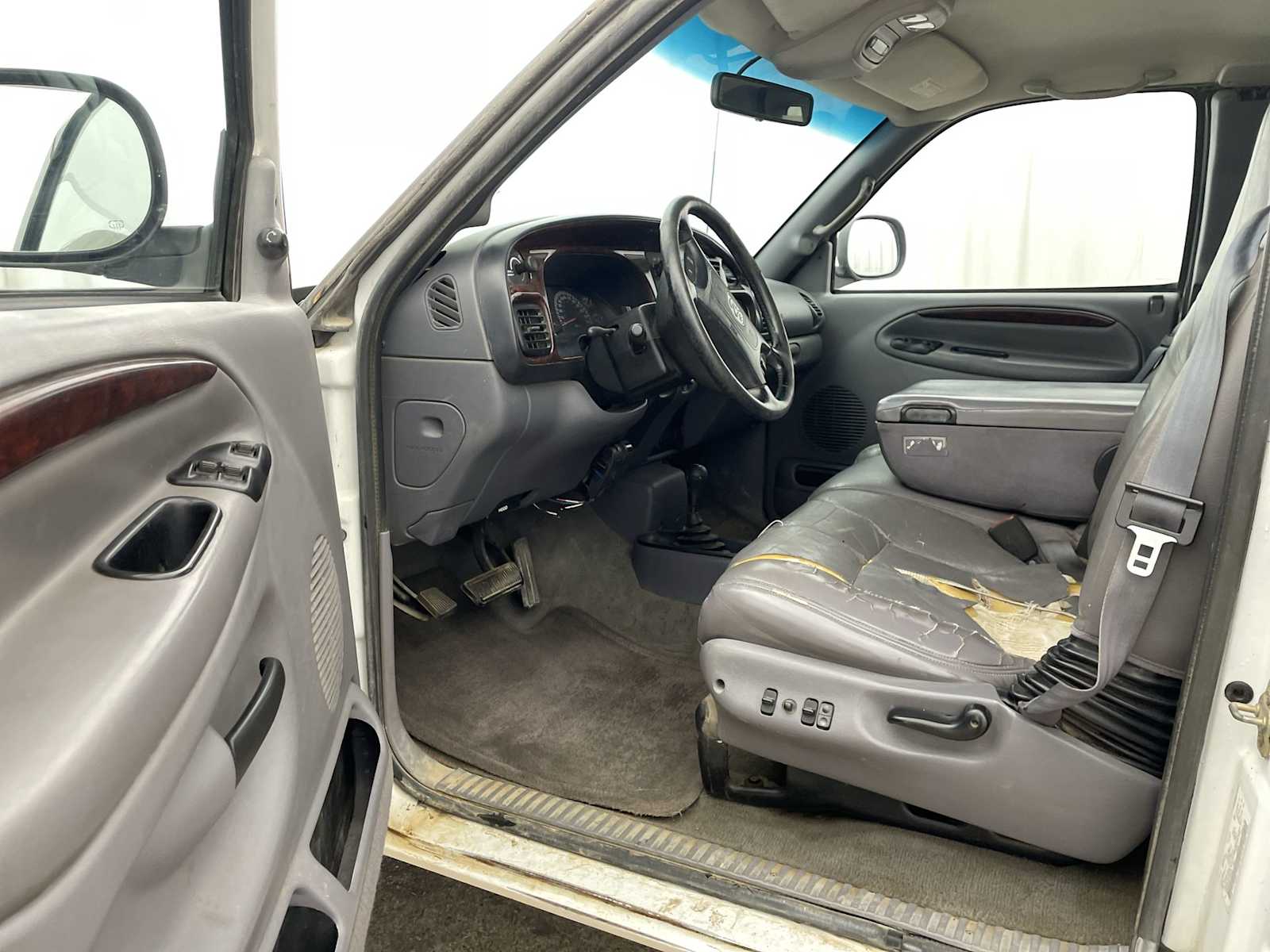 Used 1998 Dodge Ram Pickup ST with VIN 1B7KF23D0WJ153546 for sale in Great Falls, MT
