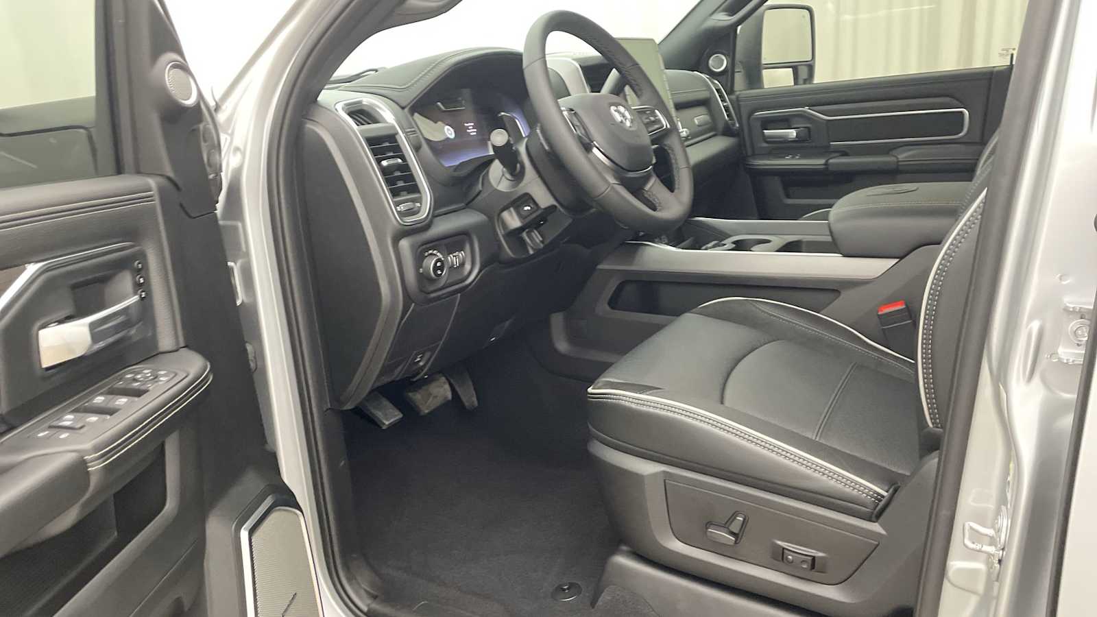 Thumbnail: 2026 RAM 3500 - 2