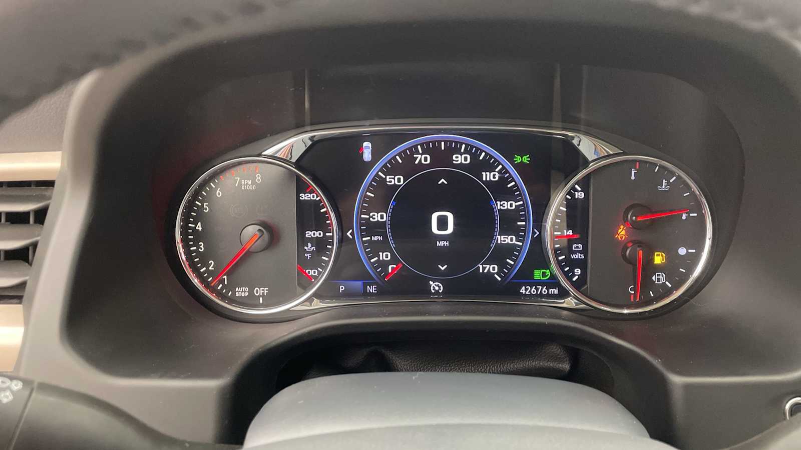 Thumbnail: 2022 GMC Acadia - 24