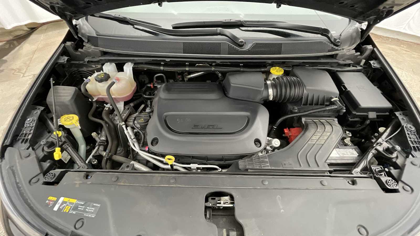 Thumbnail: 2023 Chrysler Pacifica - 26