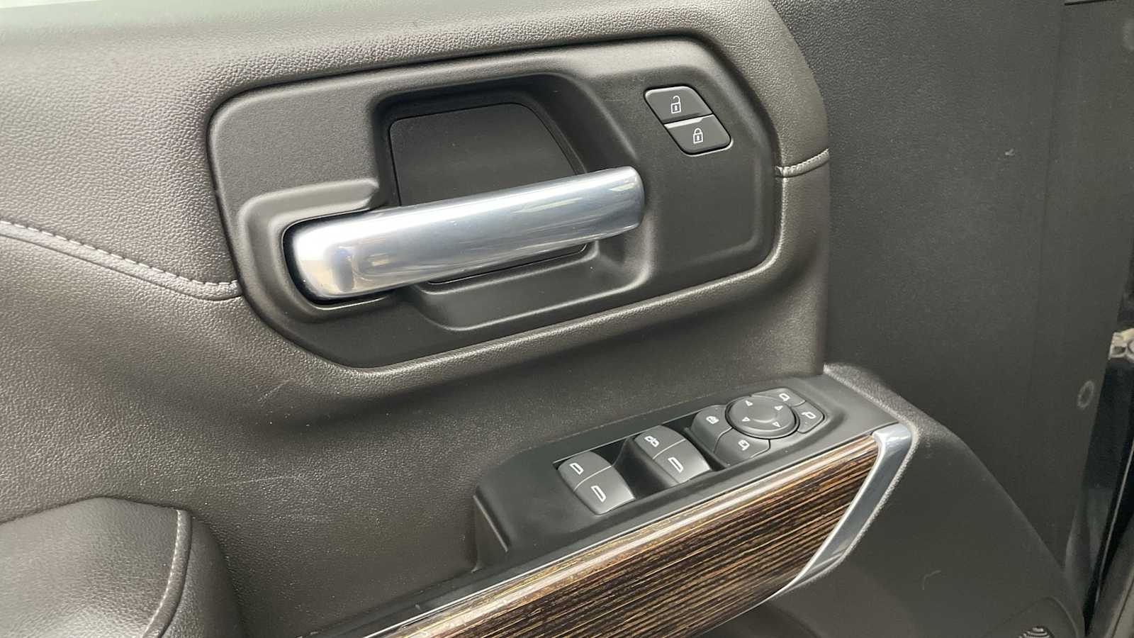 Thumbnail: 2022 GMC Sierra 2500 - 6