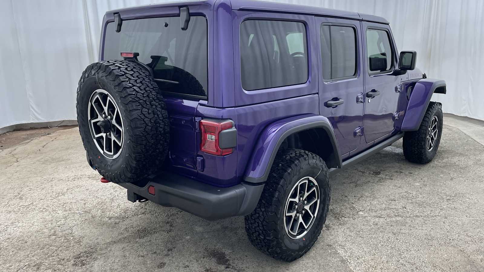 Thumbnail: 2026 Jeep Wrangler - 36