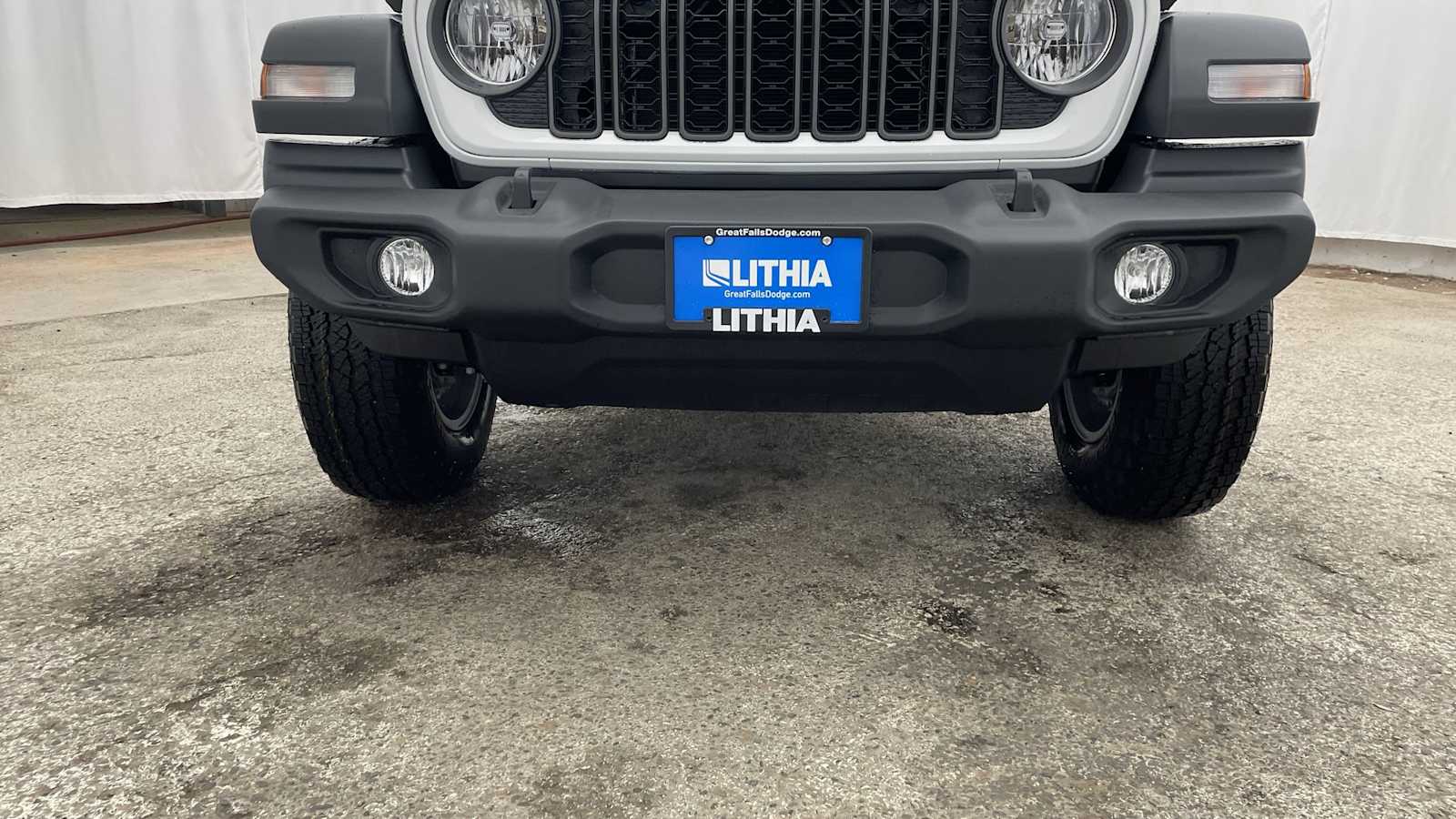 Thumbnail: 2026 Jeep Wrangler - 40