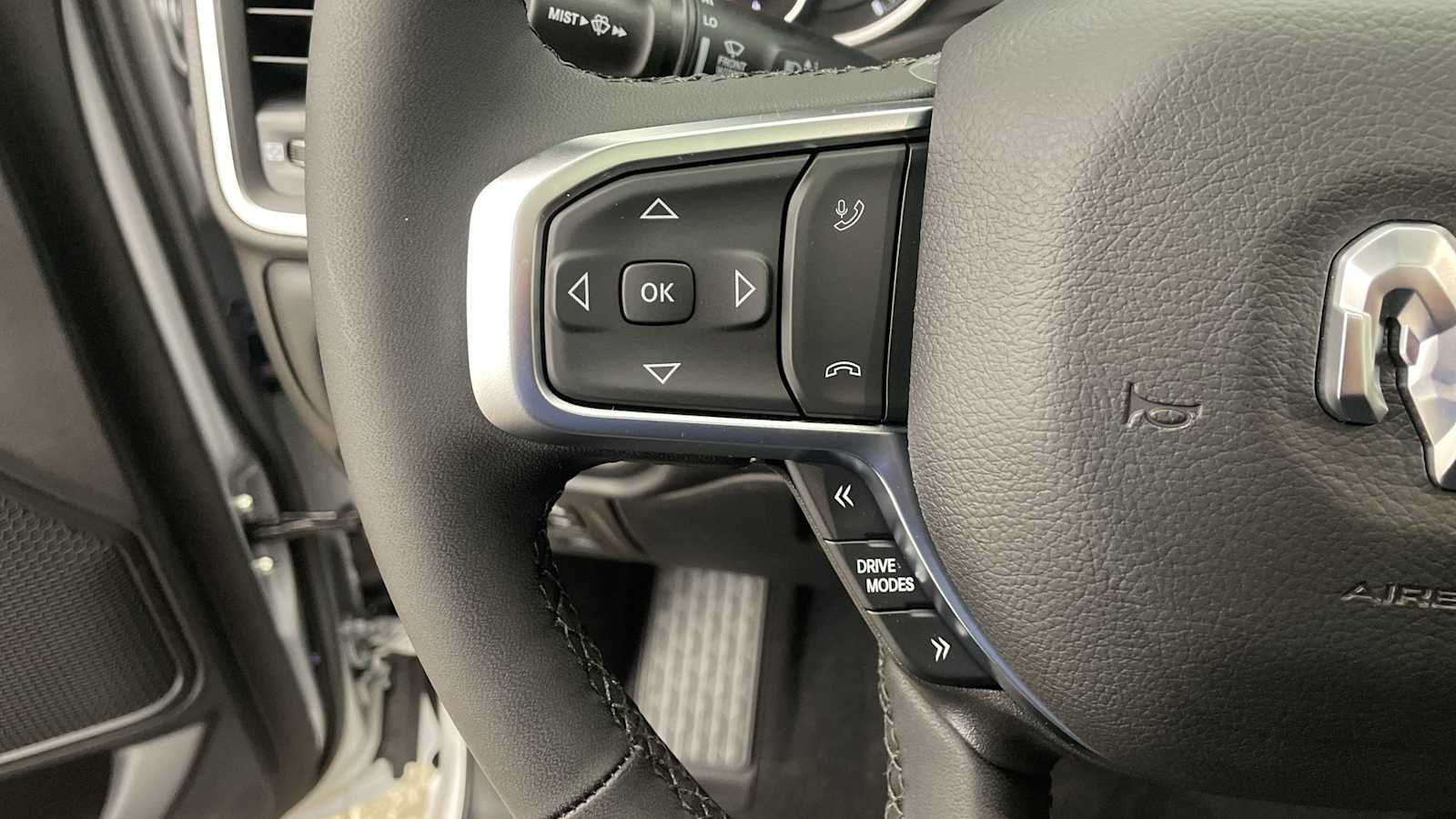 Thumbnail: 2026 RAM 1500 - 15