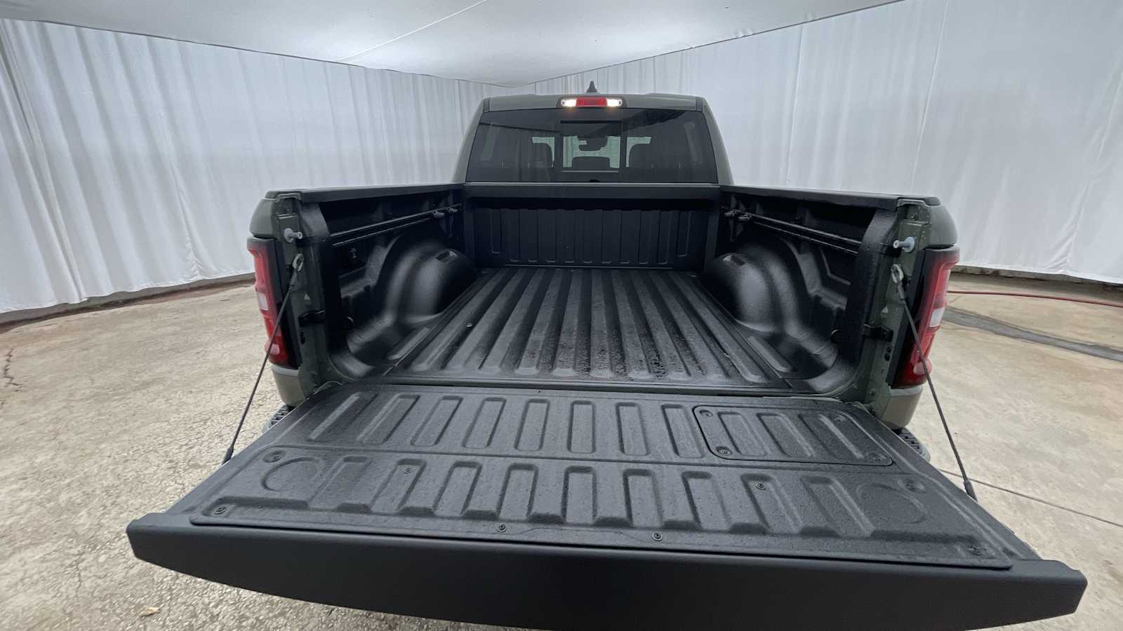 Thumbnail: 2026 RAM 1500 - 31