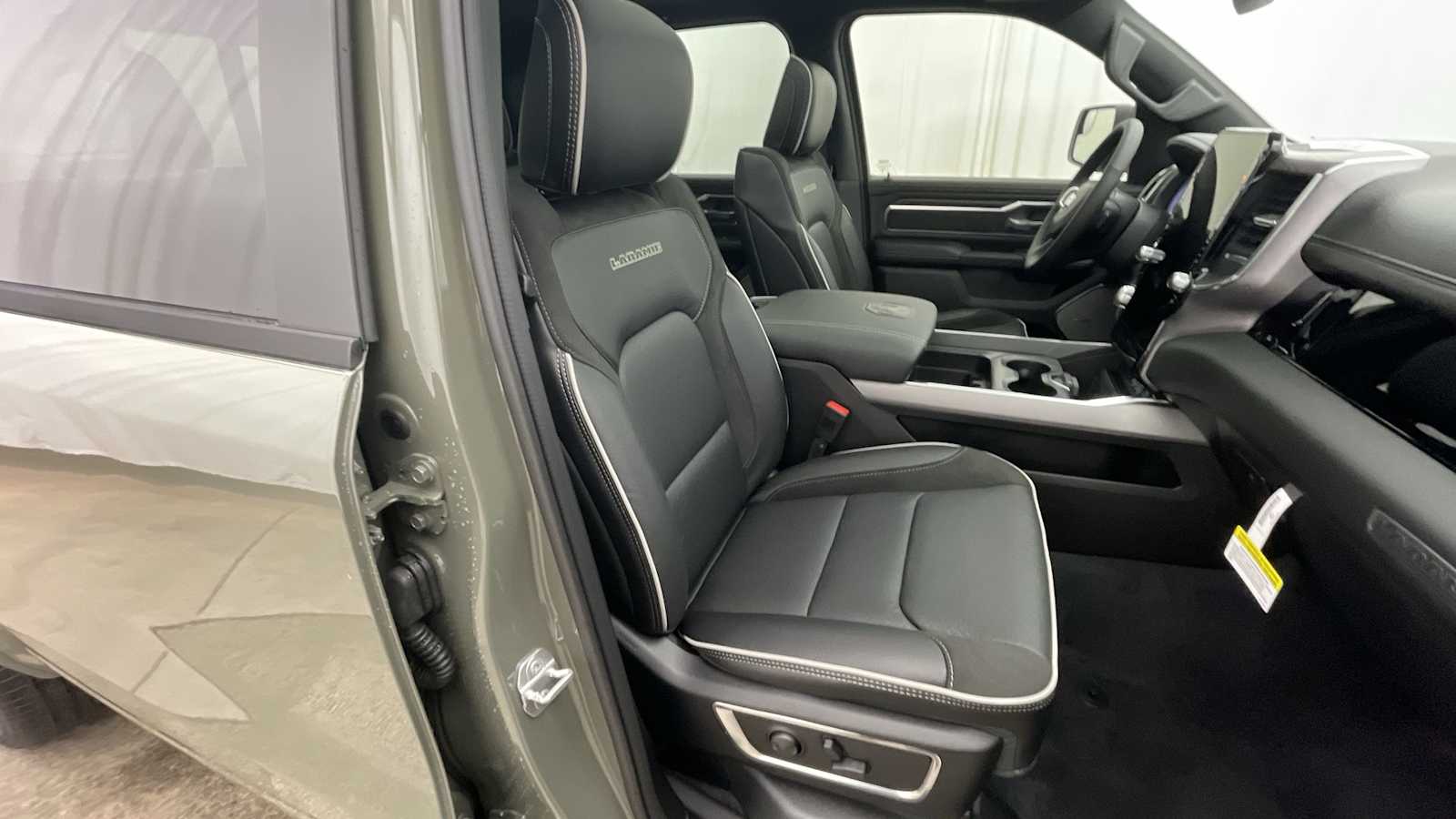 Thumbnail: 2026 RAM 1500 - 13