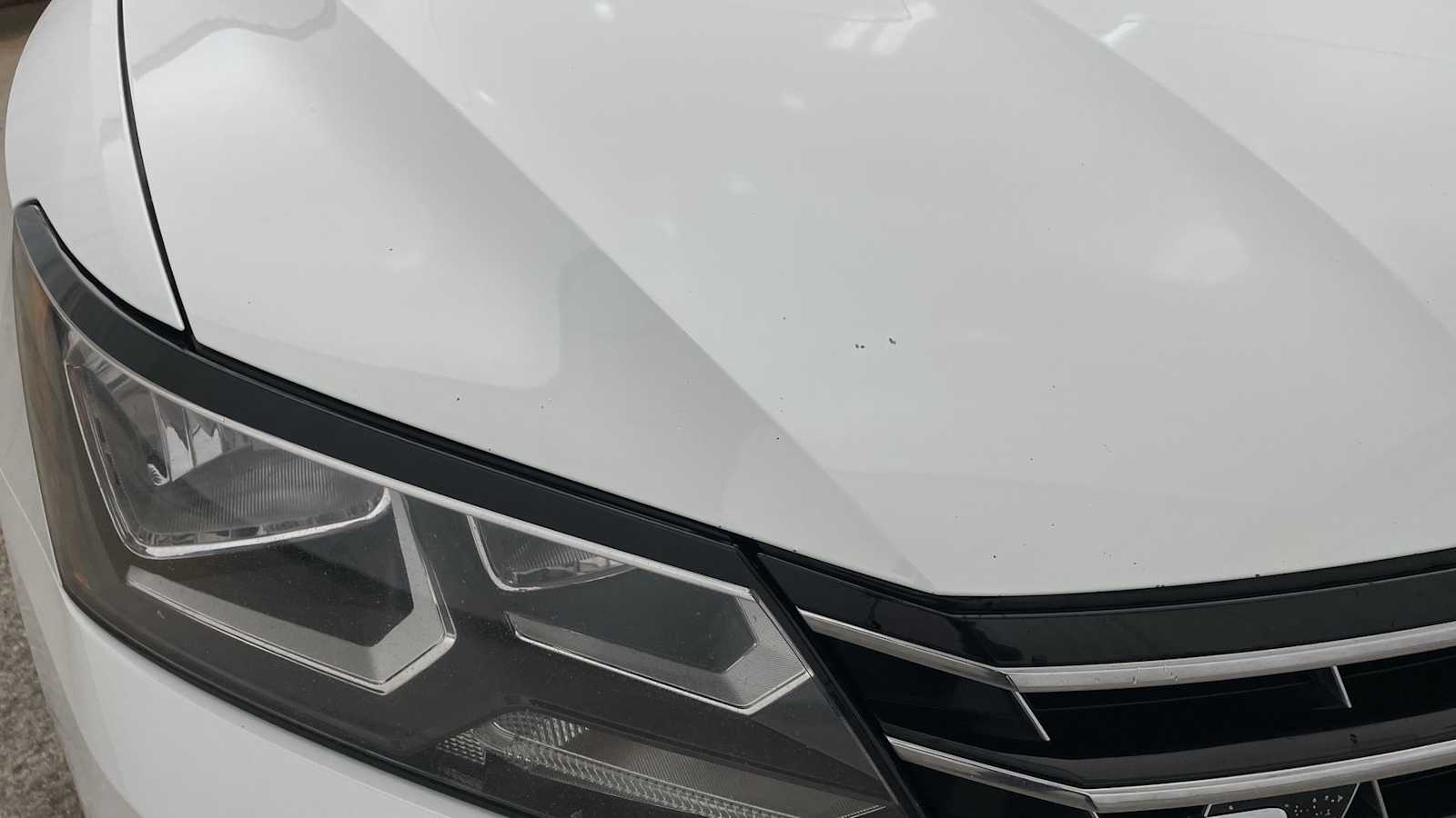 Thumbnail: 2017 Volkswagen Passat - 36