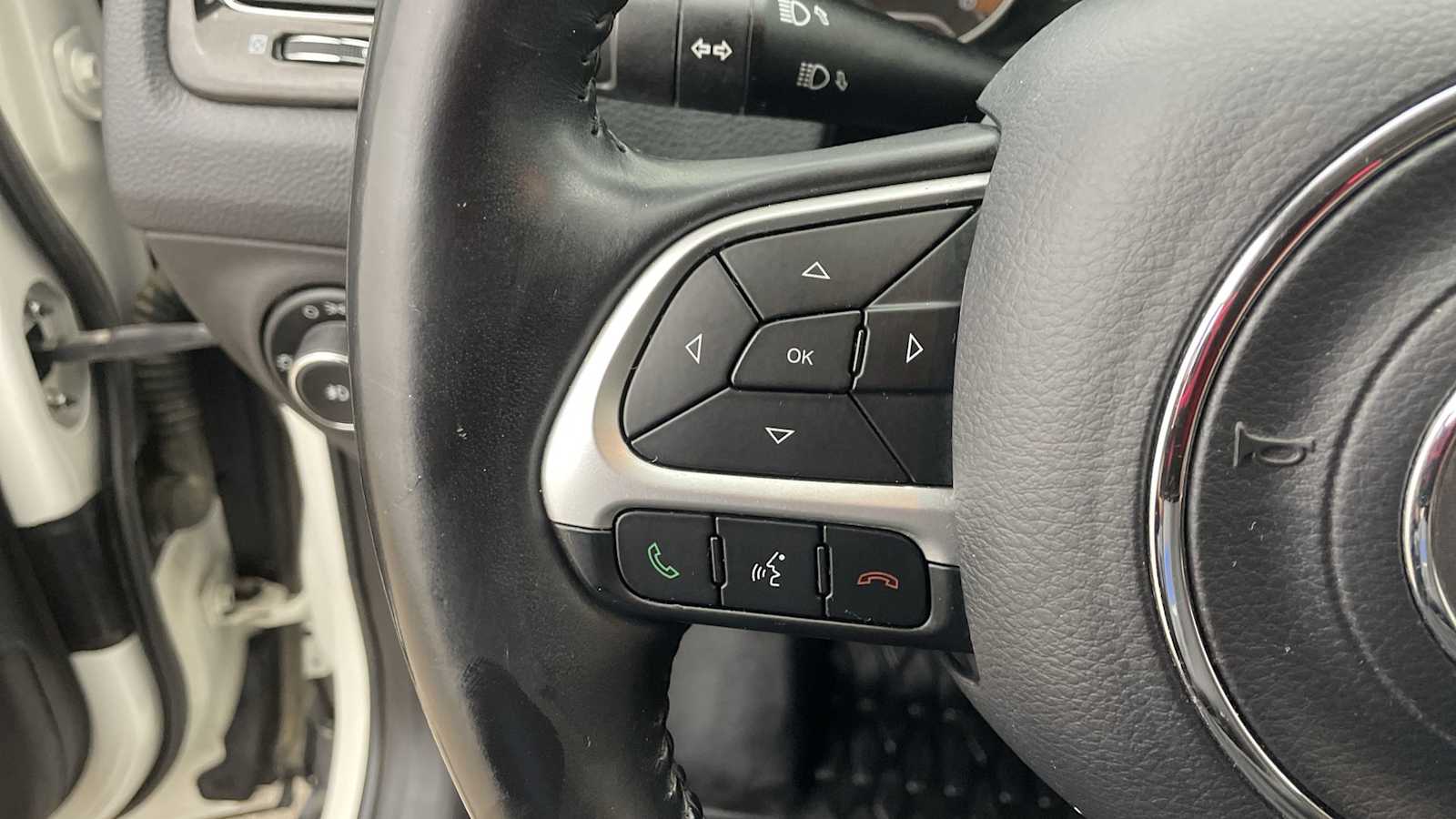 Thumbnail: 2018 Jeep Compass - 11