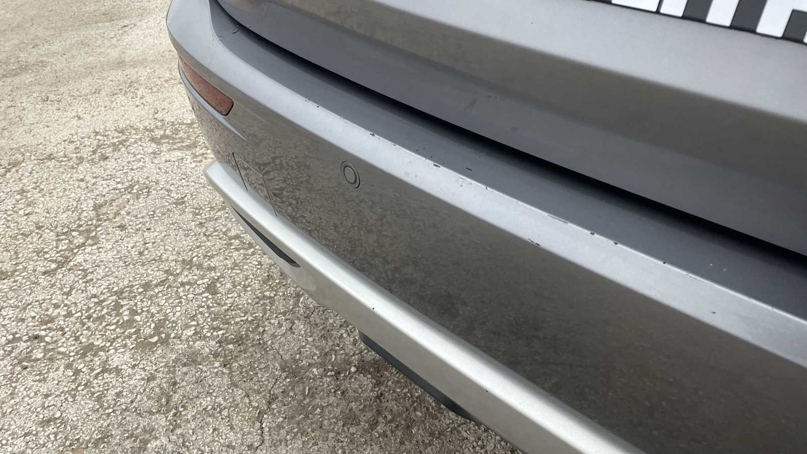 Thumbnail: 2023 Mitsubishi Outlander - 43