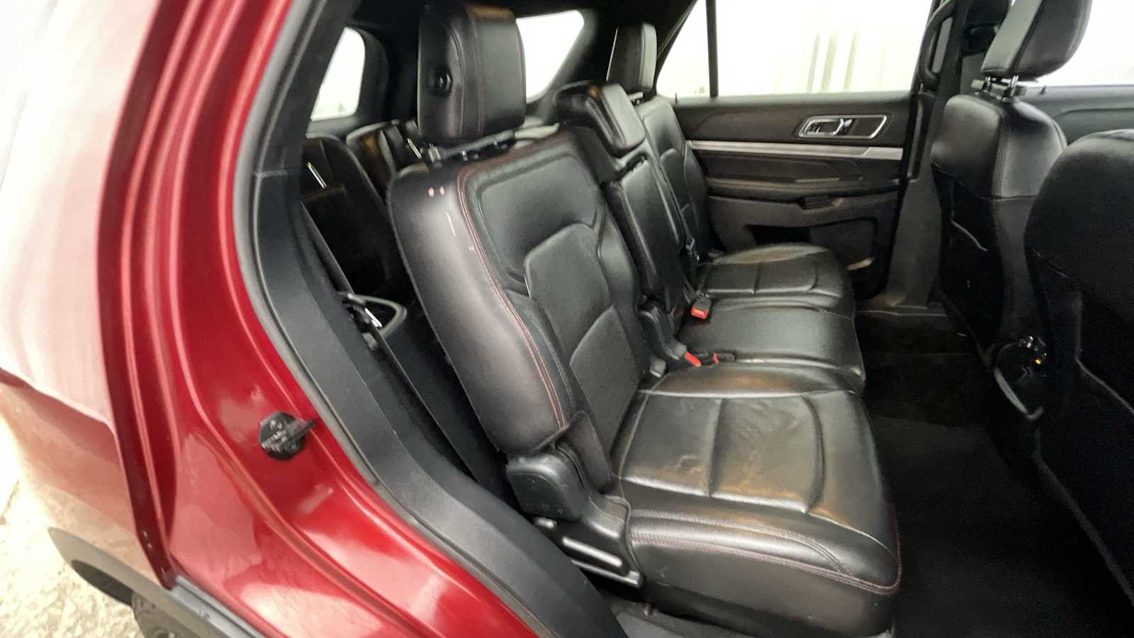 Thumbnail: 2019 Ford Explorer - 10