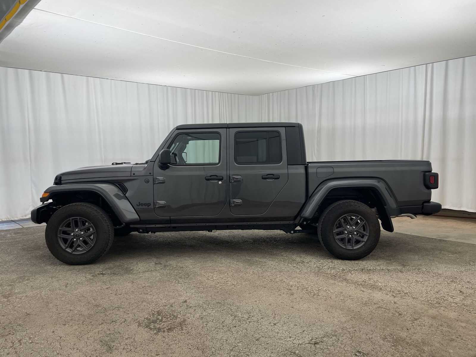 2026 Jeep Gladiator Sport S - Photo 25