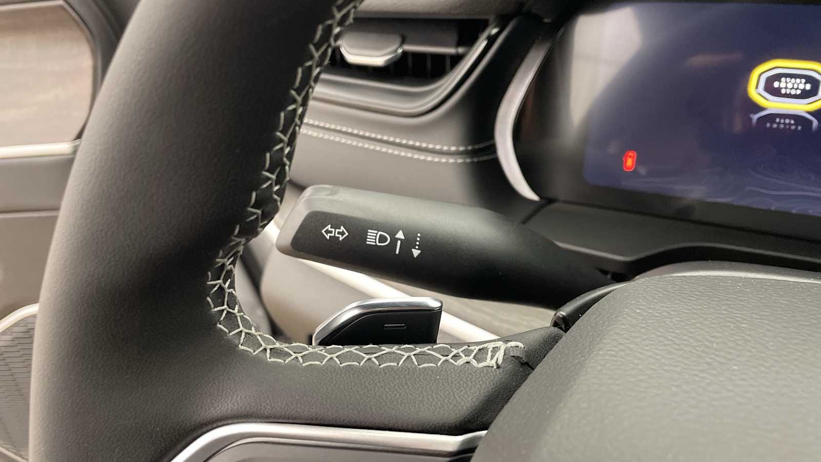 Thumbnail: 2026 Jeep Grand Cherokee - 18