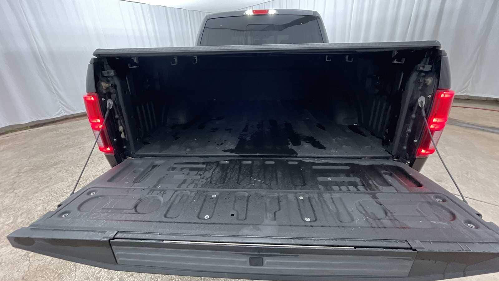 Thumbnail: 2019 Ford F-150 - 31
