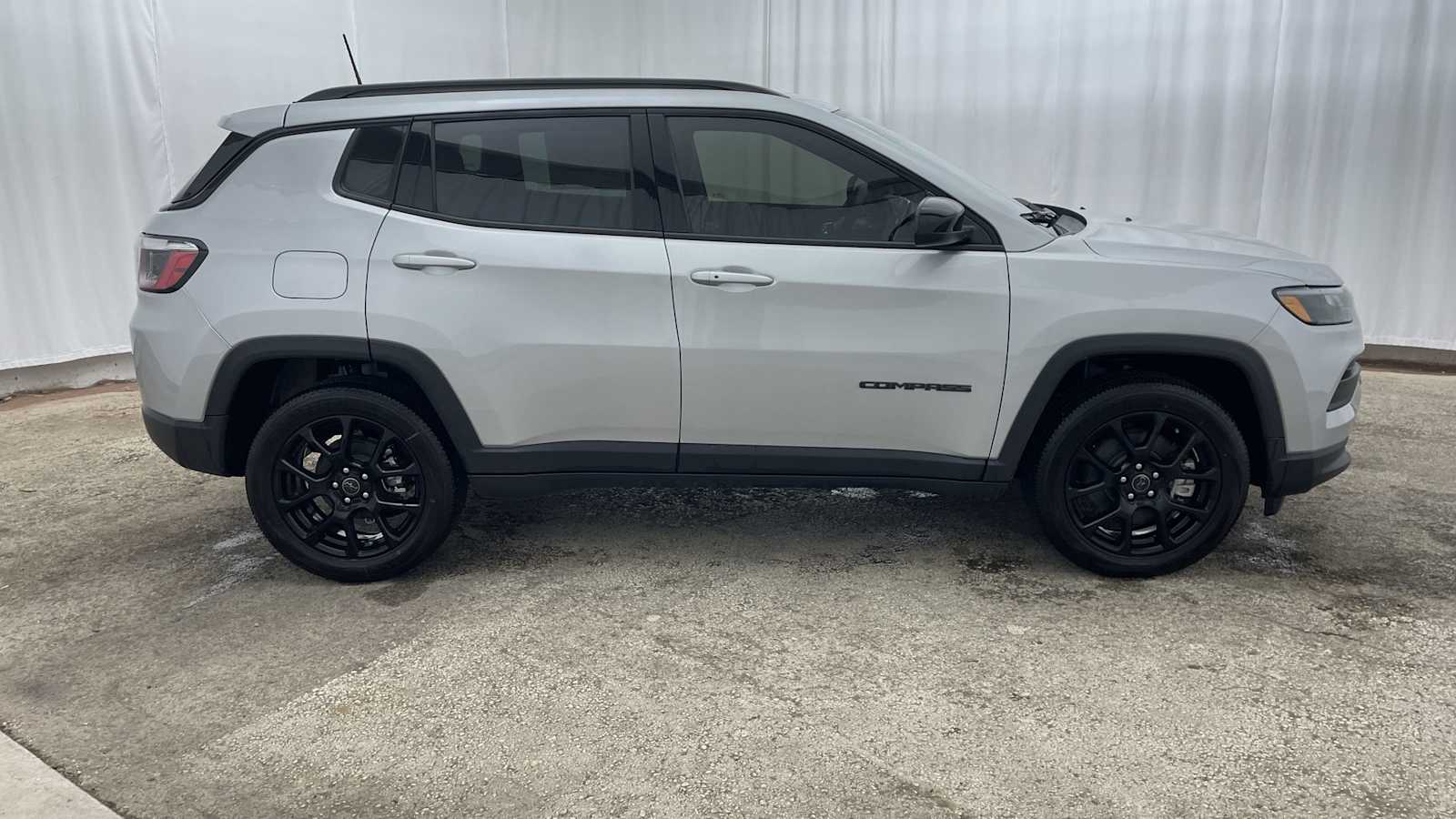 Thumbnail: 2026 Jeep Compass - 32