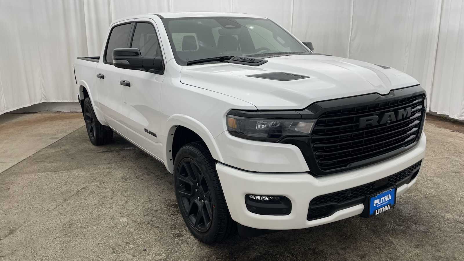 Thumbnail: 2026 RAM 1500 - 37