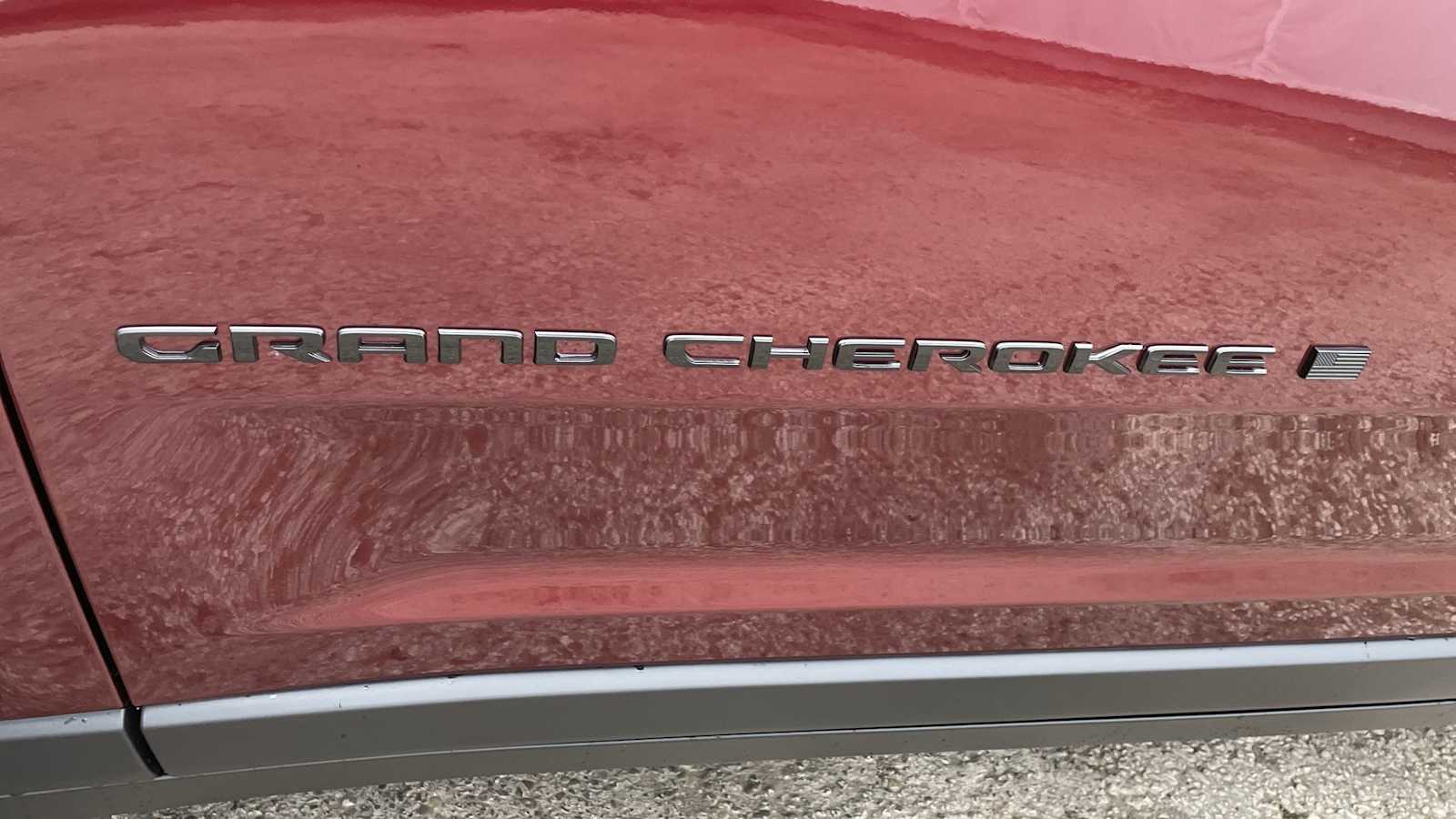 Thumbnail: 2025 Jeep Grand Cherokee - 39