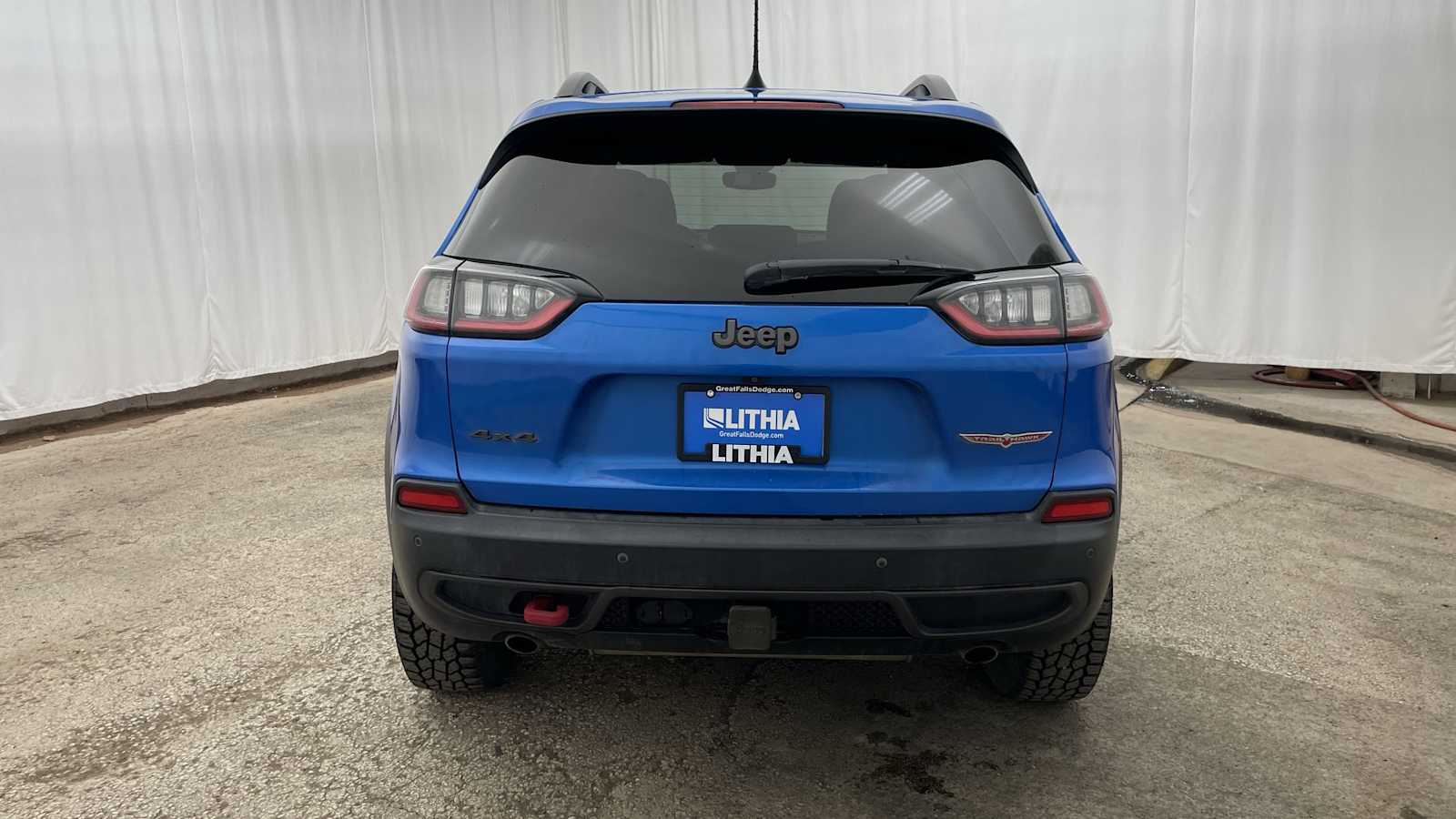 Thumbnail: 2019 Jeep Cherokee - 35