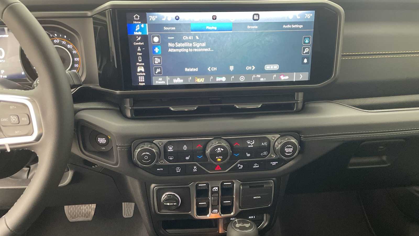 Thumbnail: 2026 Jeep Wrangler - 18