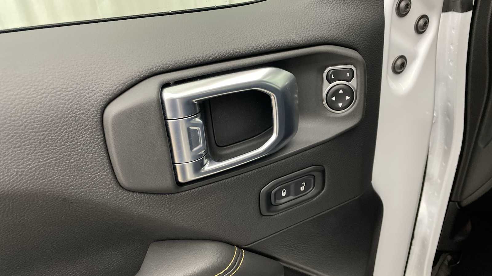 Thumbnail: 2026 Jeep Gladiator - 6