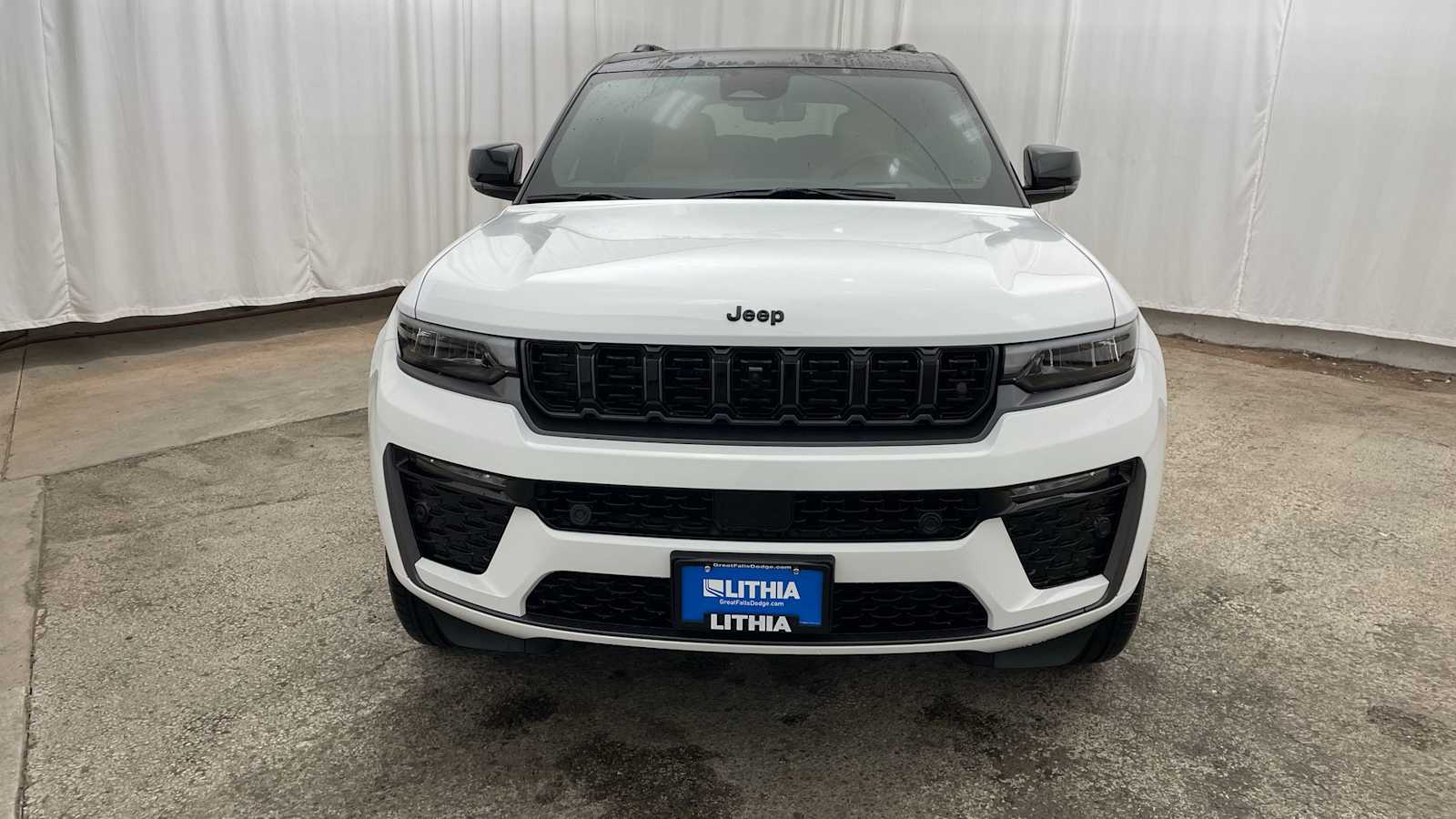 Thumbnail: 2026 Jeep Grand Cherokee L - 41