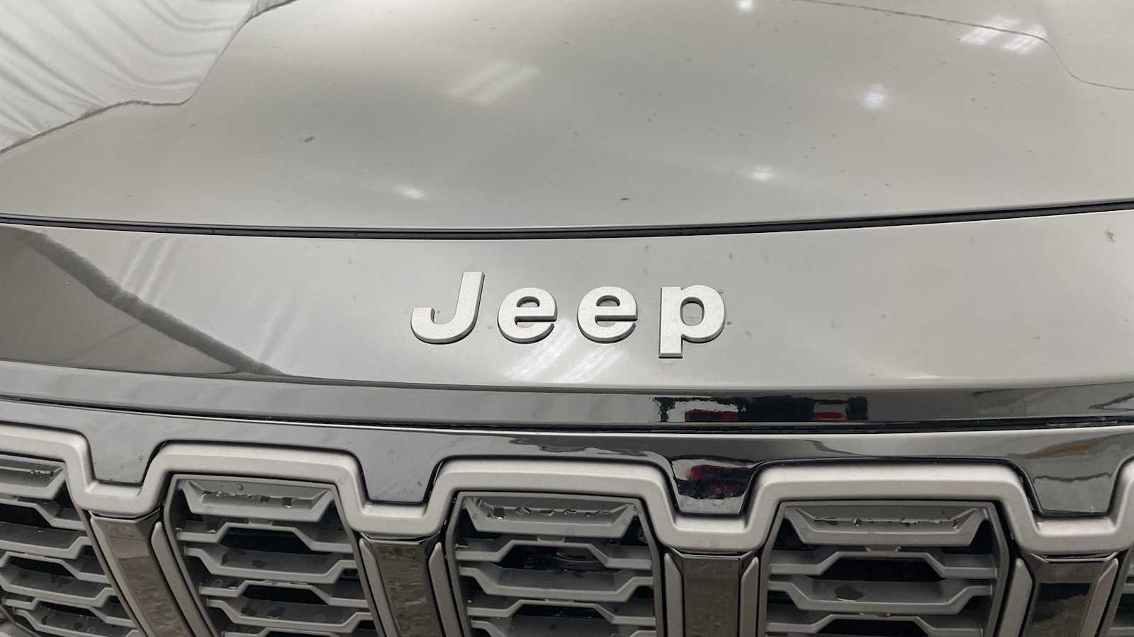 Thumbnail: 2026 Jeep Cherokee - 40