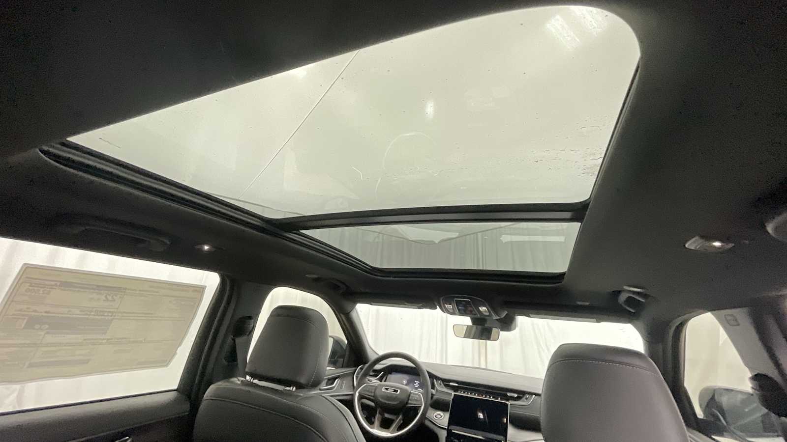 Thumbnail: 2025 Jeep Grand Cherokee - 12