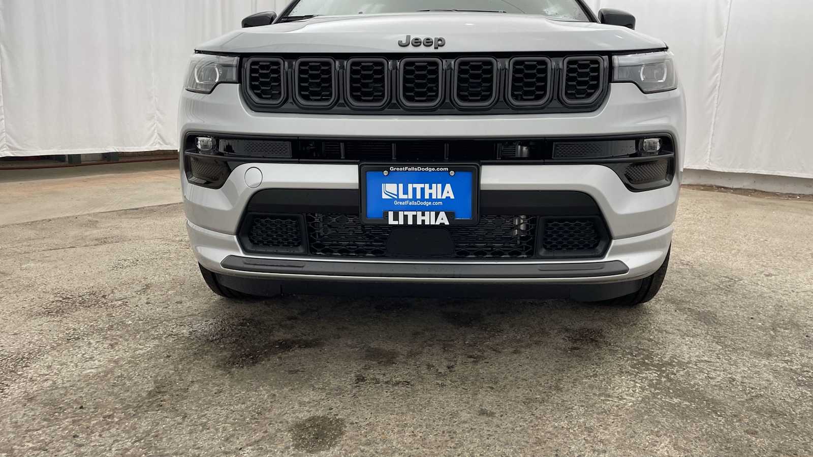 Thumbnail: 2025 Jeep Compass - 38