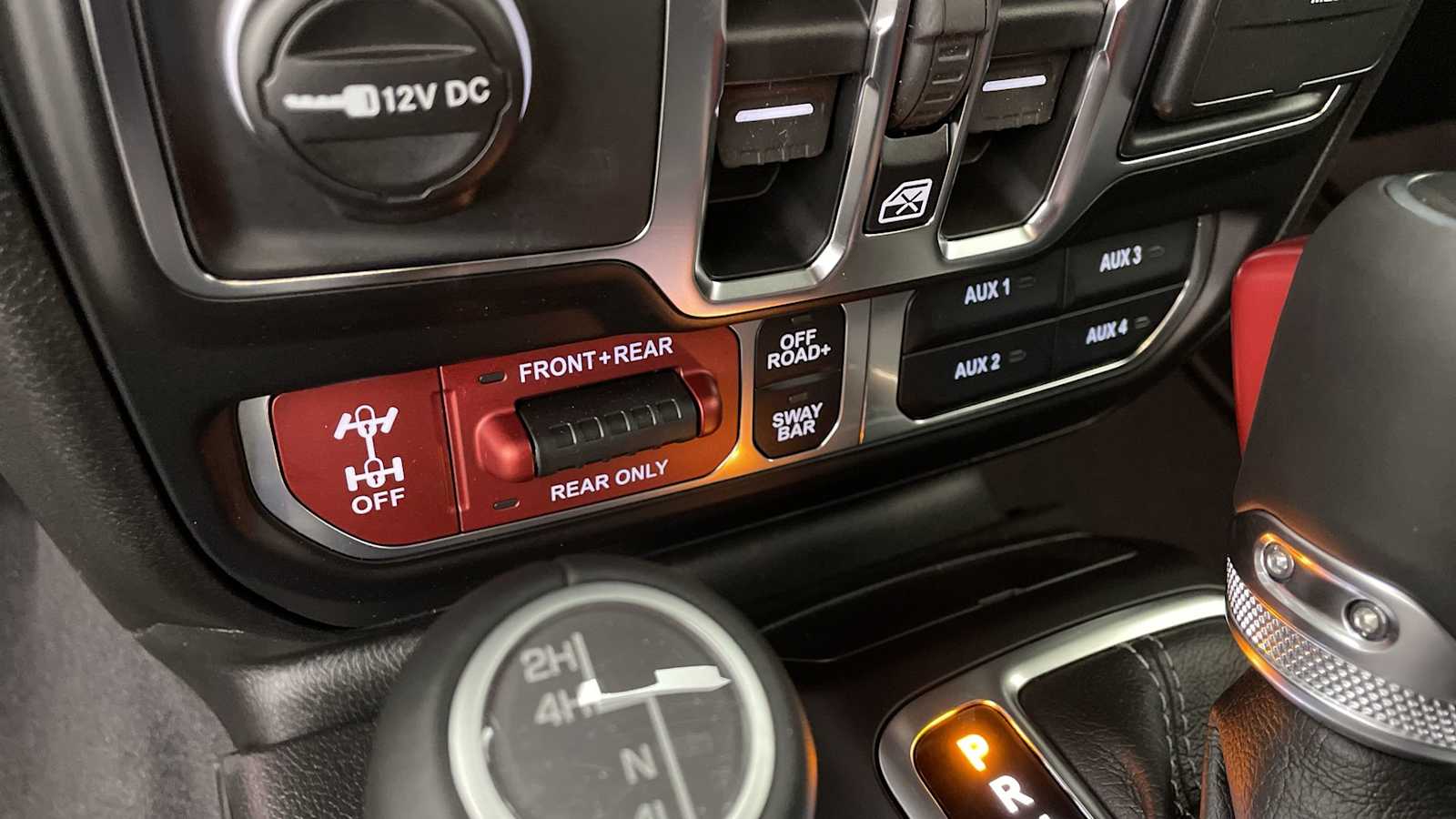 Thumbnail: 2026 Jeep Gladiator - 25