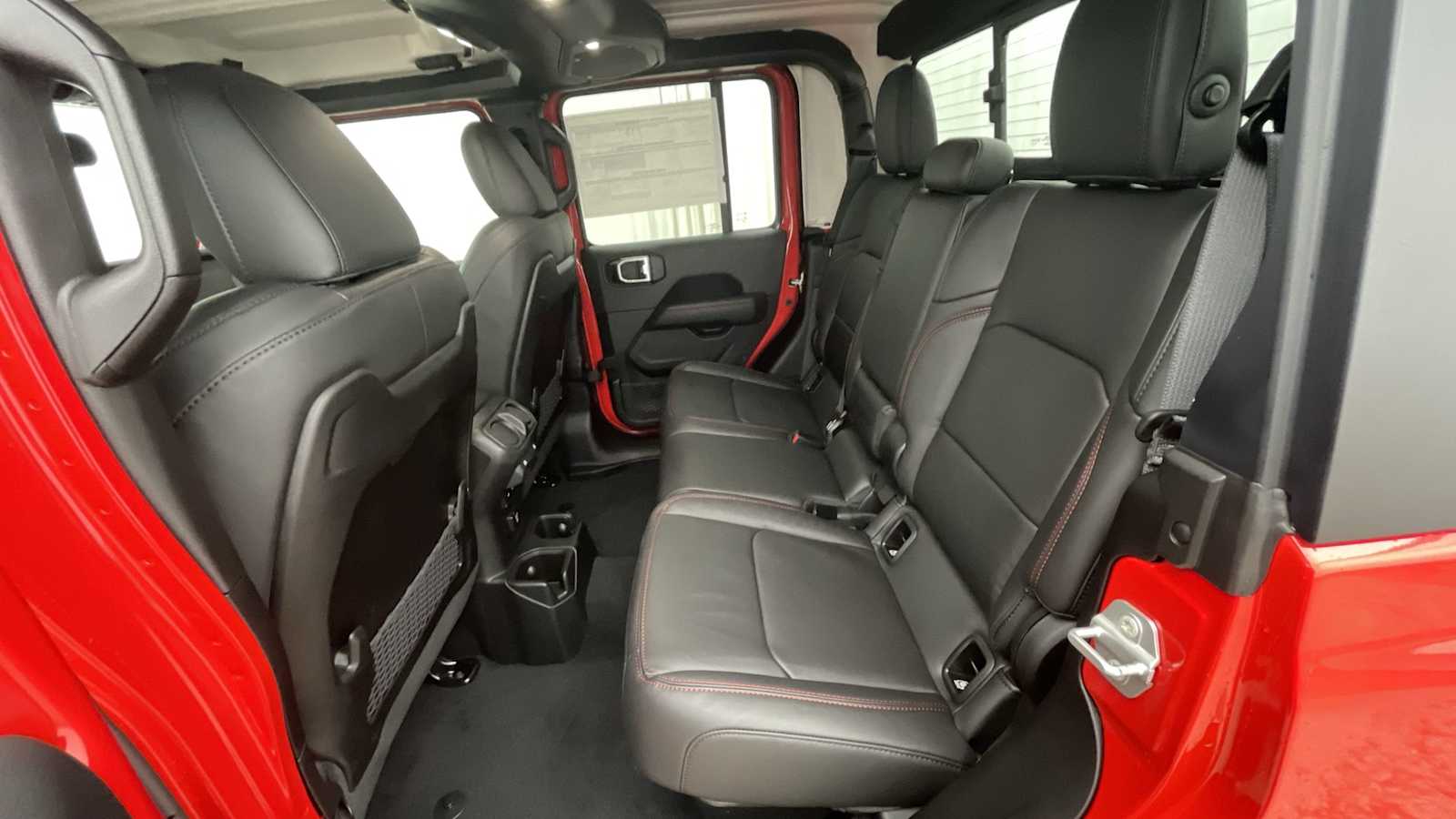 Thumbnail: 2025 Jeep Gladiator - 9