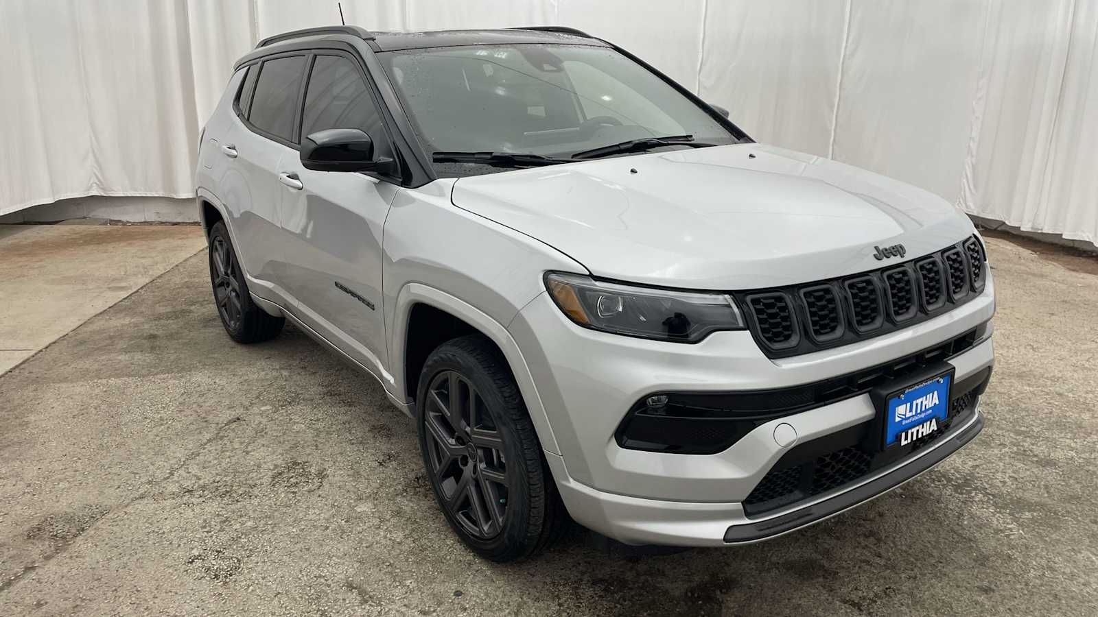 Thumbnail: 2025 Jeep Compass - 36