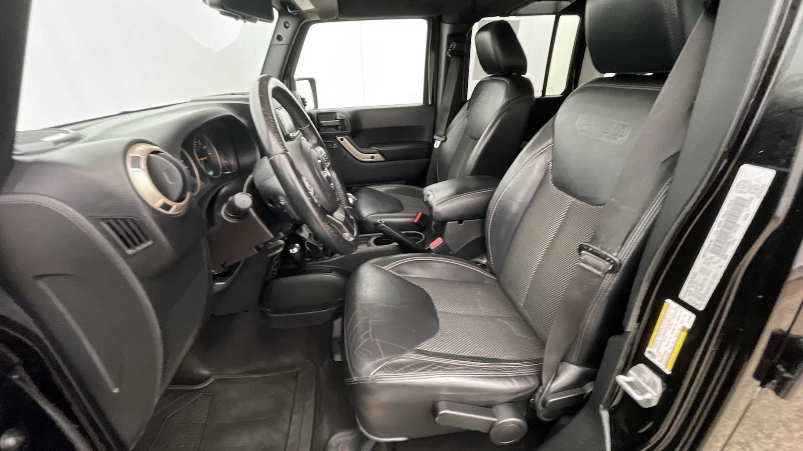 Thumbnail: 2016 Jeep Wrangler - 5