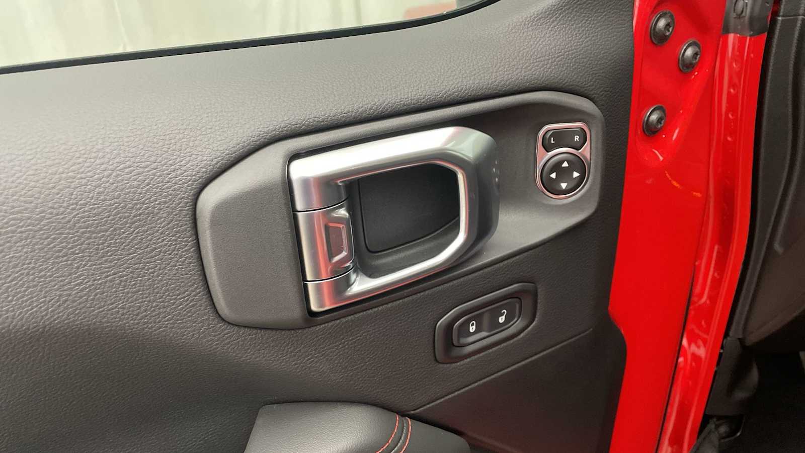 Thumbnail: 2025 Jeep Gladiator - 6