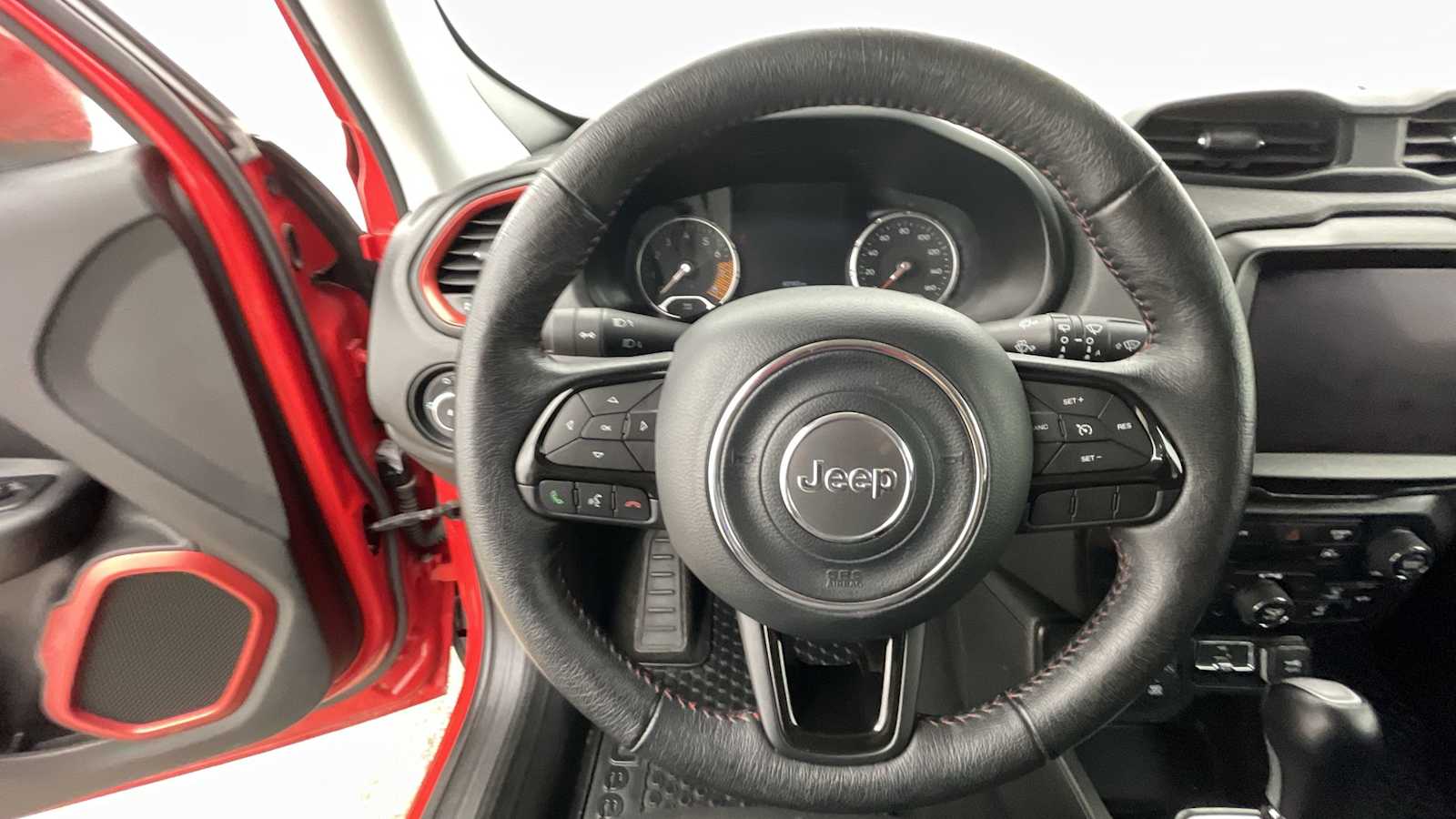 Thumbnail: 2022 Jeep Renegade - 12