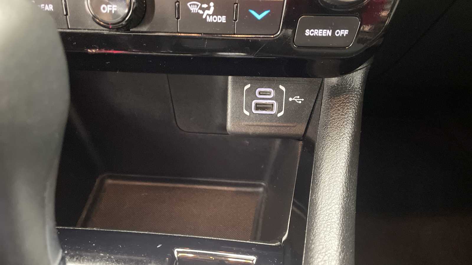 Thumbnail: 2022 Jeep Compass - 18