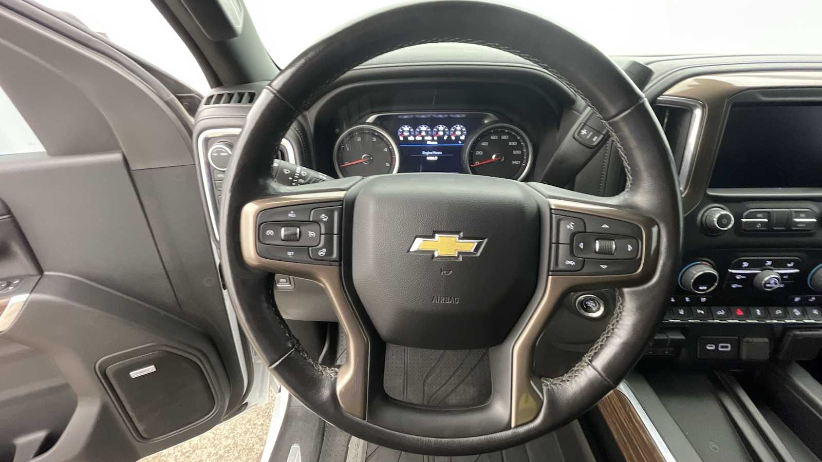 Thumbnail: 2022 Chevrolet Silverado 3500 - 13