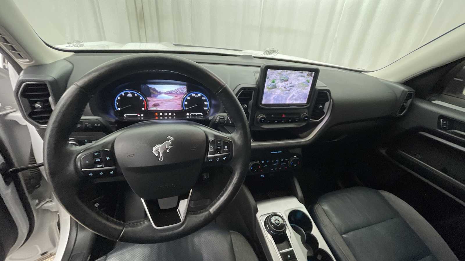 Thumbnail: 2021 Ford Bronco Sport - 3