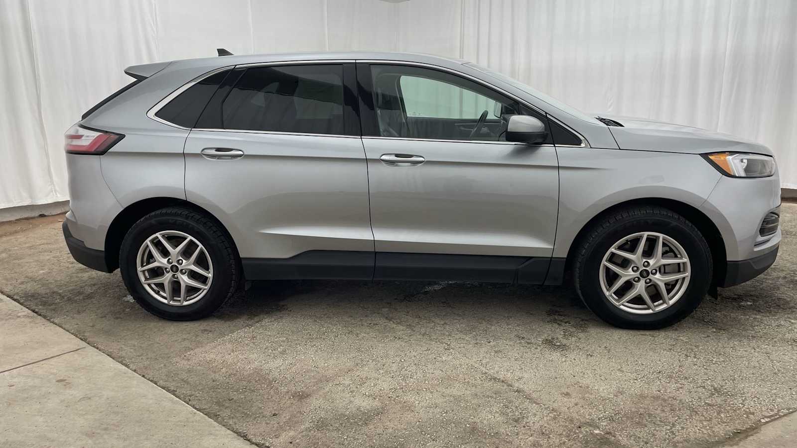 Thumbnail: 2024 Ford Edge - 33