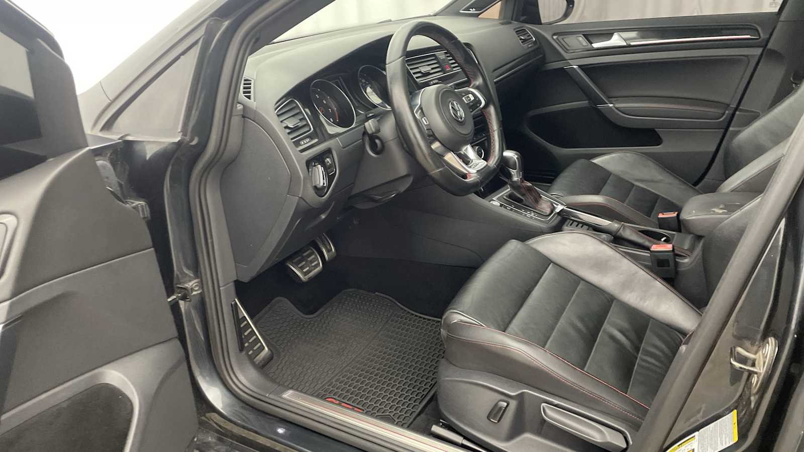 Used 2015 Volkswagen Golf GTI SE with VIN 3VW4T7AU6FM003409 for sale in Great Falls, MT