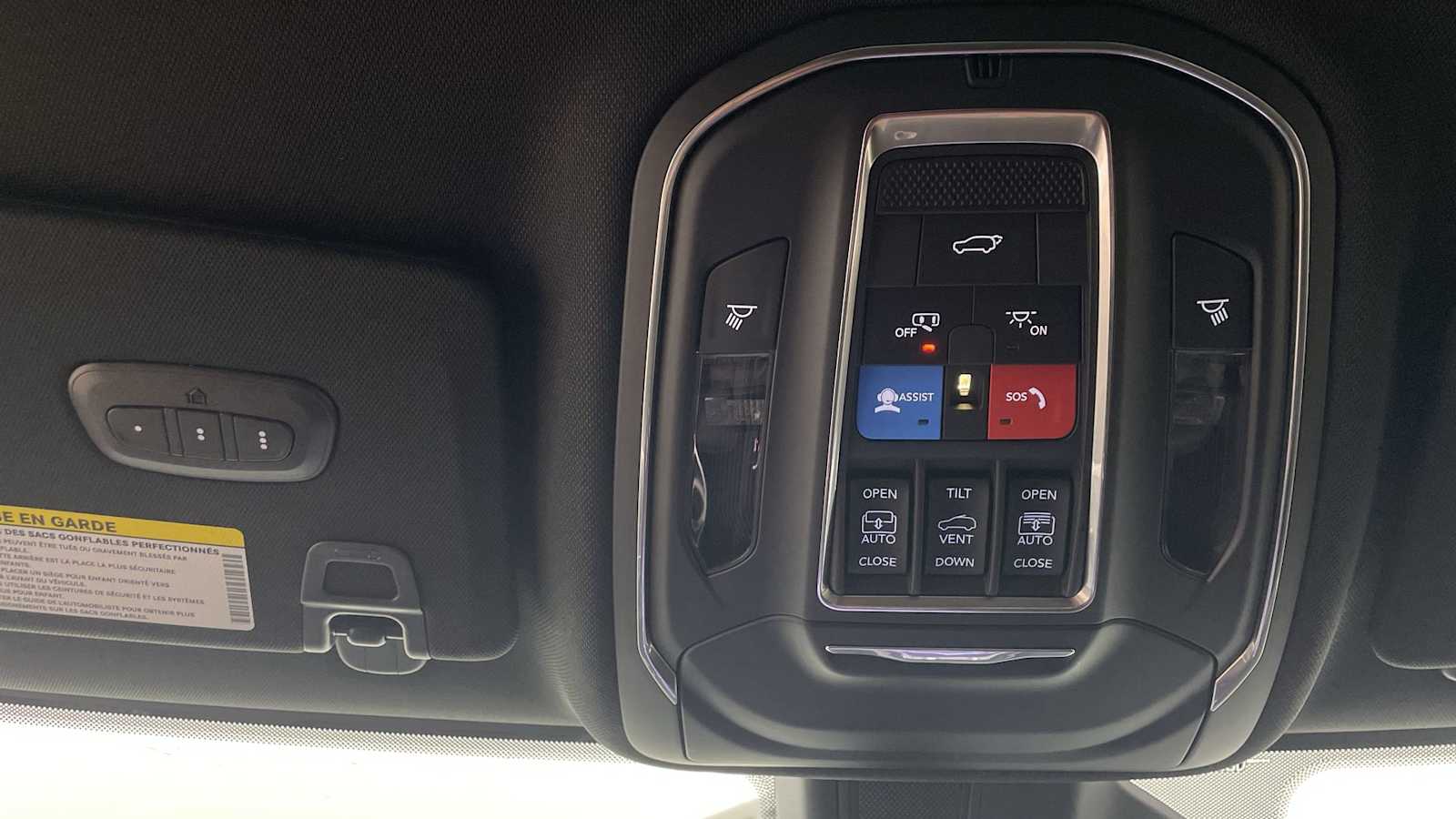 Thumbnail: 2025 Jeep Grand Cherokee - 26