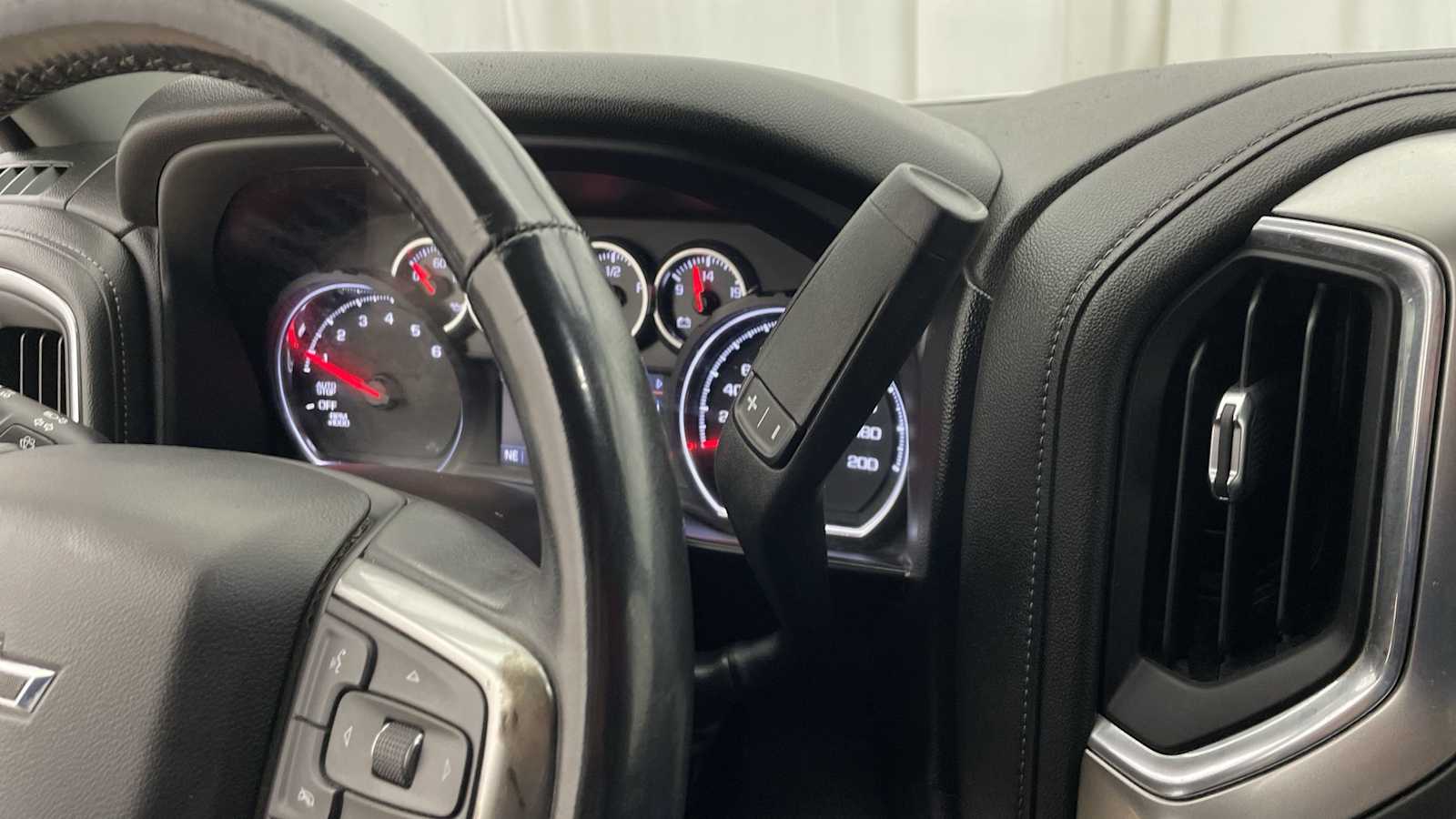 Thumbnail: 2021 Chevrolet Silverado 1500 - 18