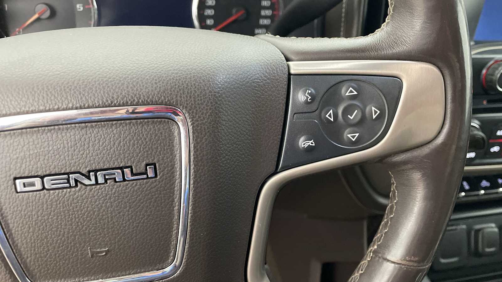 Thumbnail: 2016 GMC Sierra 1500 - 15