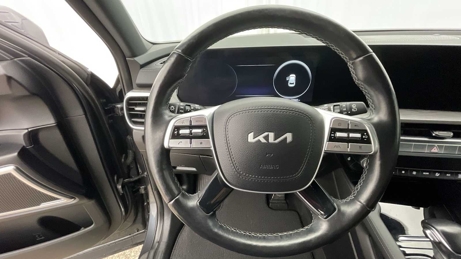 Thumbnail: 2023 Kia Telluride - 15