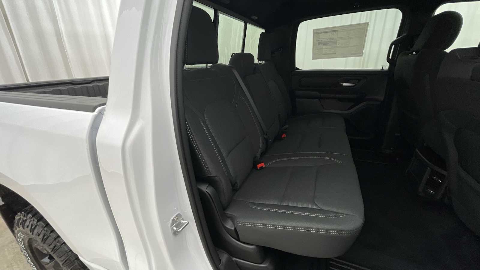 Thumbnail: 2026 RAM 1500 - 9