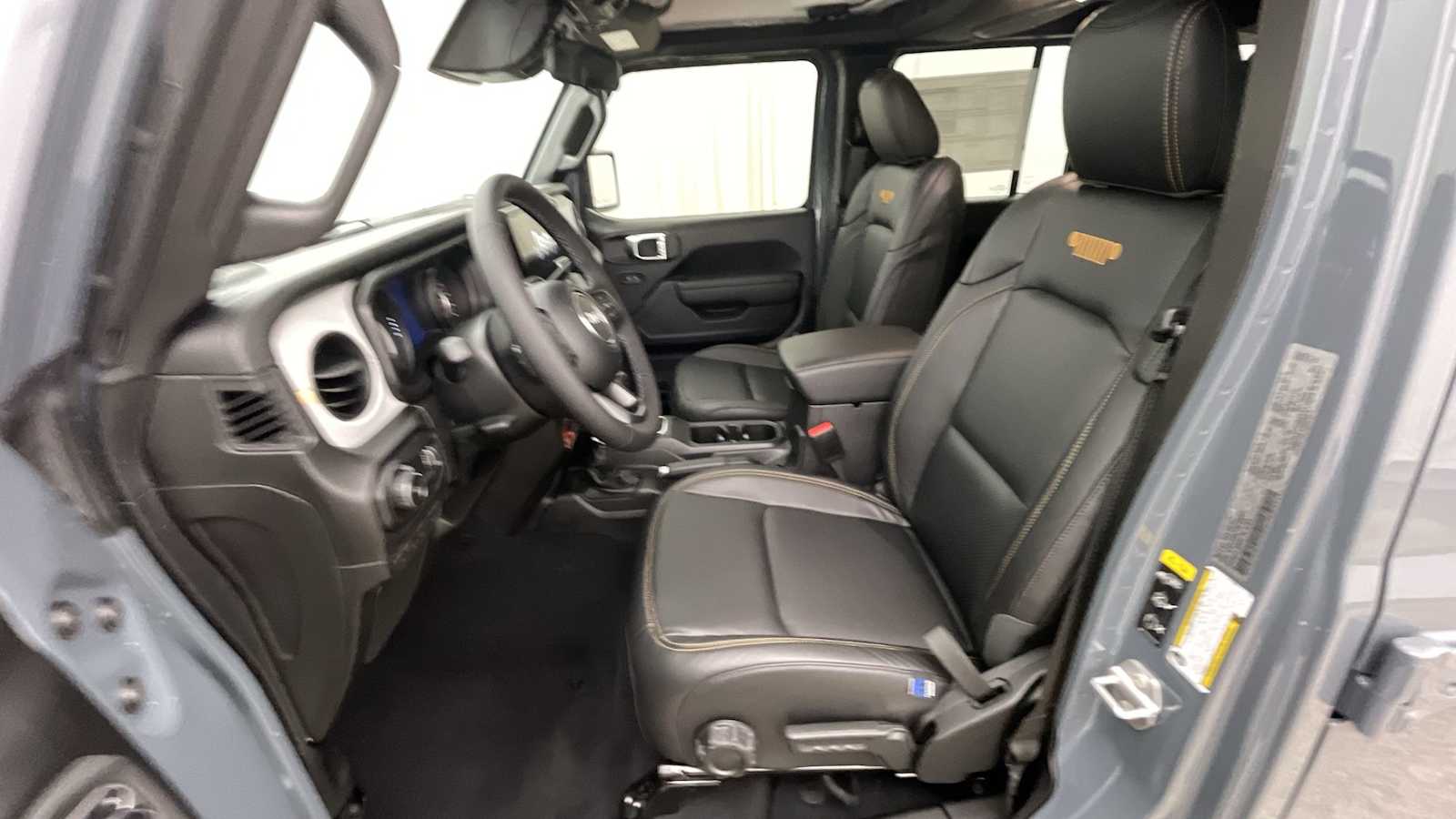 Thumbnail: 2026 Jeep Wrangler - 5