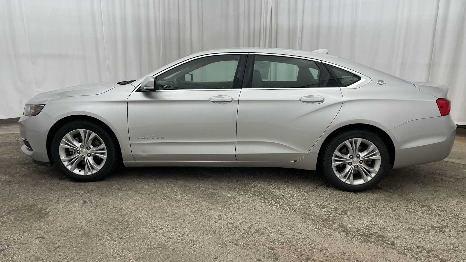 Thumbnail: 2015 Chevrolet Impala - 28