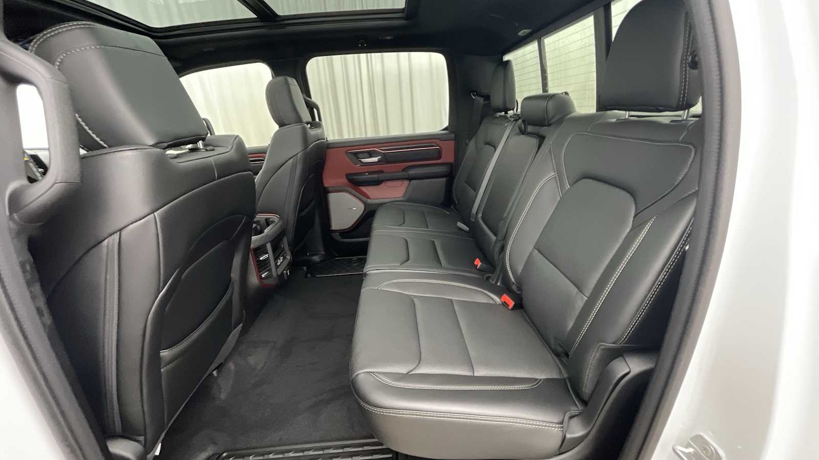 Thumbnail: 2026 RAM 1500 - 10