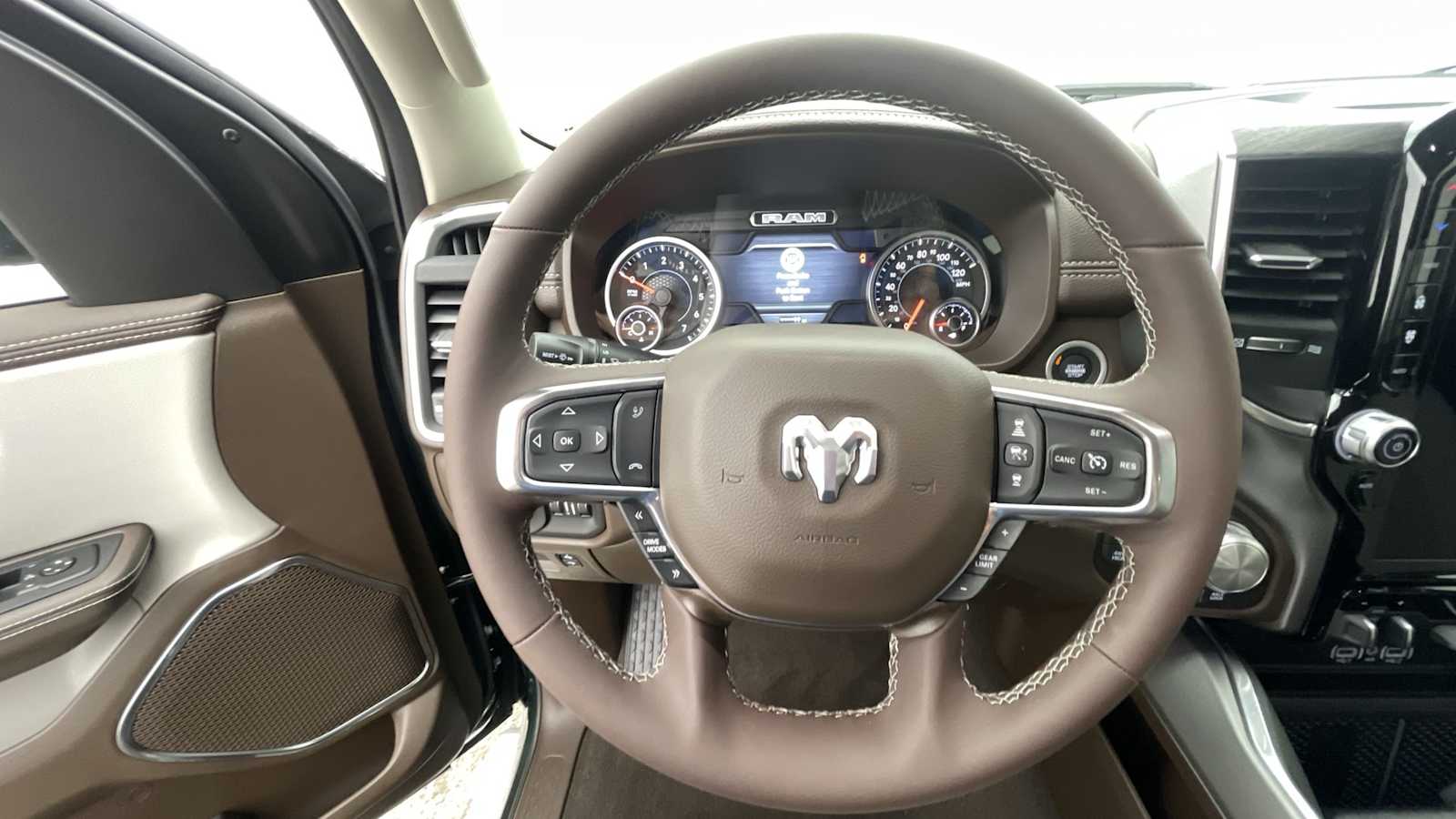 Thumbnail: 2026 RAM 1500 - 13