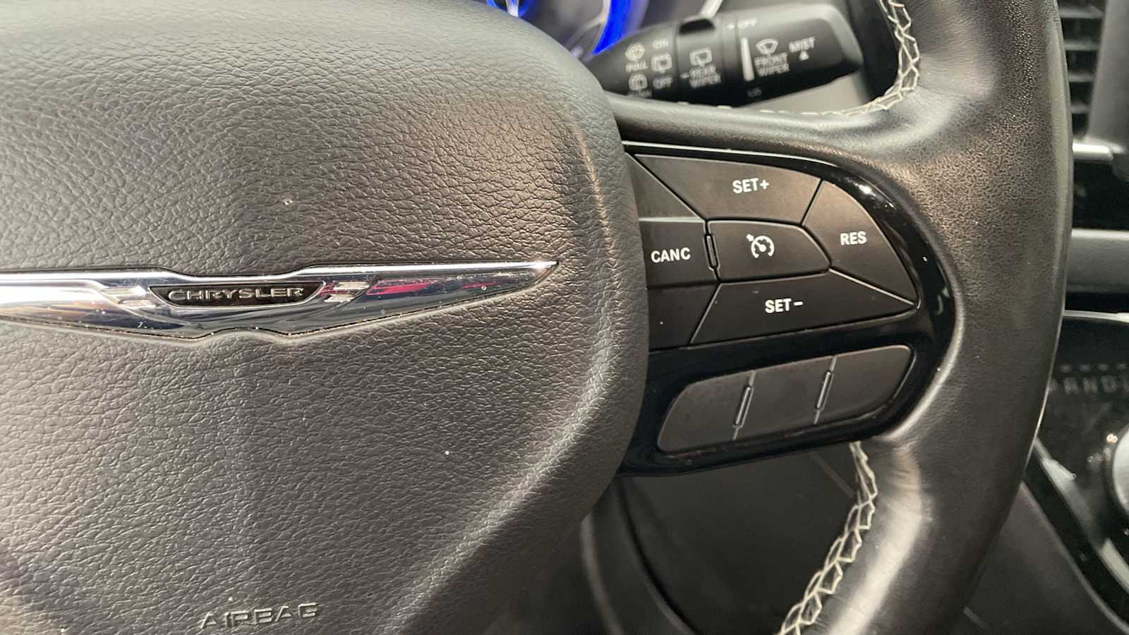 Thumbnail: 2019 Chrysler Pacifica - 14