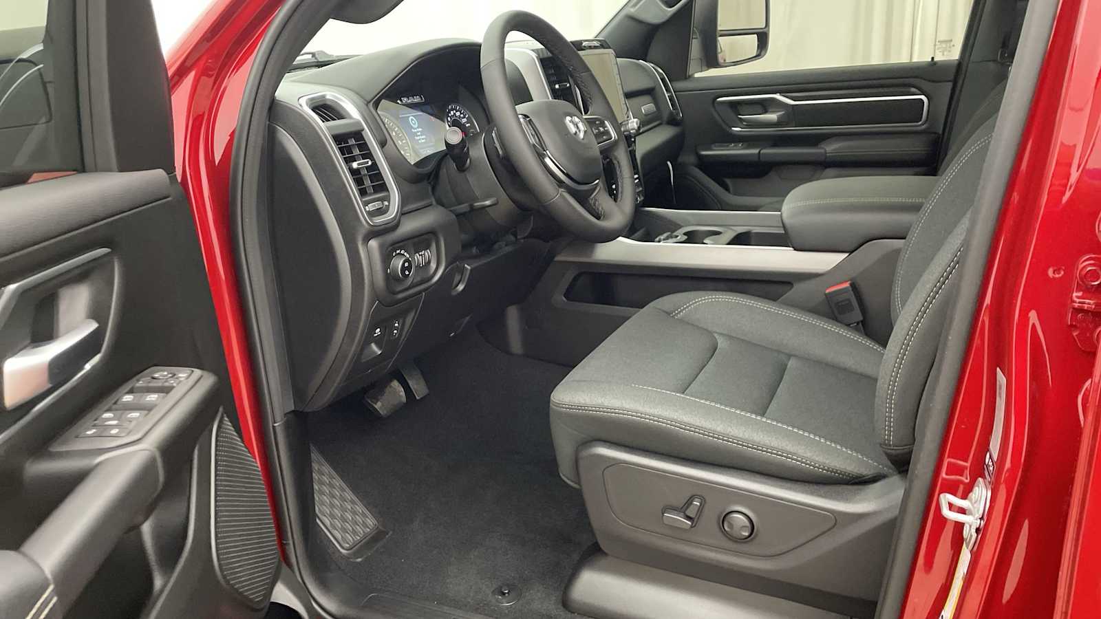 Thumbnail: 2026 RAM 1500 - 2