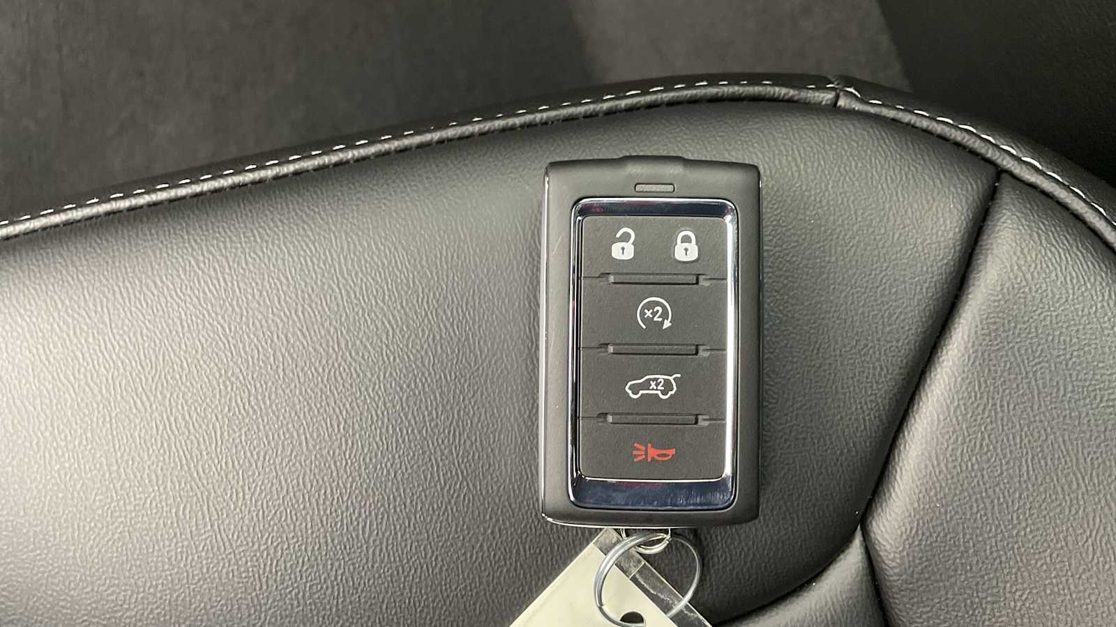 Thumbnail: 2026 Jeep Grand Cherokee - 24